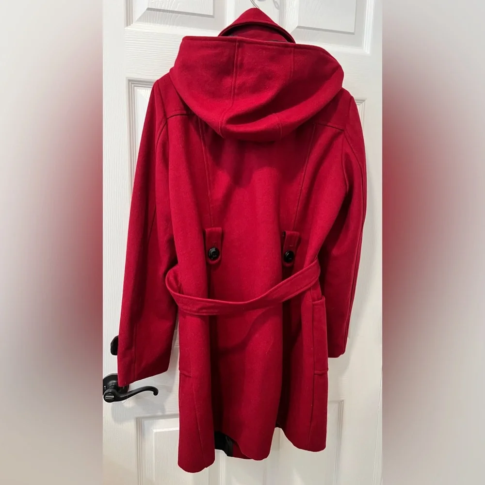 Liz Clairborne Women L Elegant Burgundy Red Peacoat/Winter Coat  Wool Blend Hood